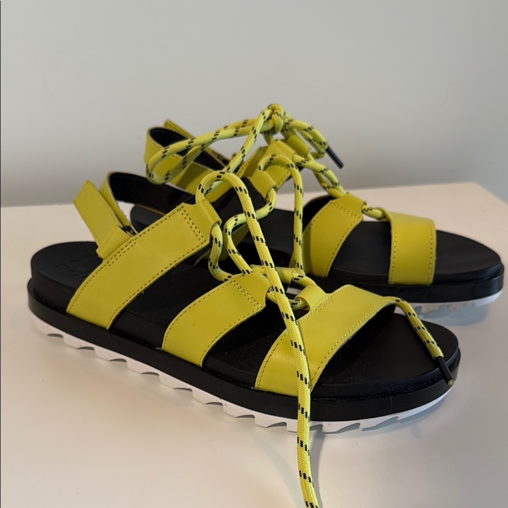 Sorel Yellow and Black Women's Sandals